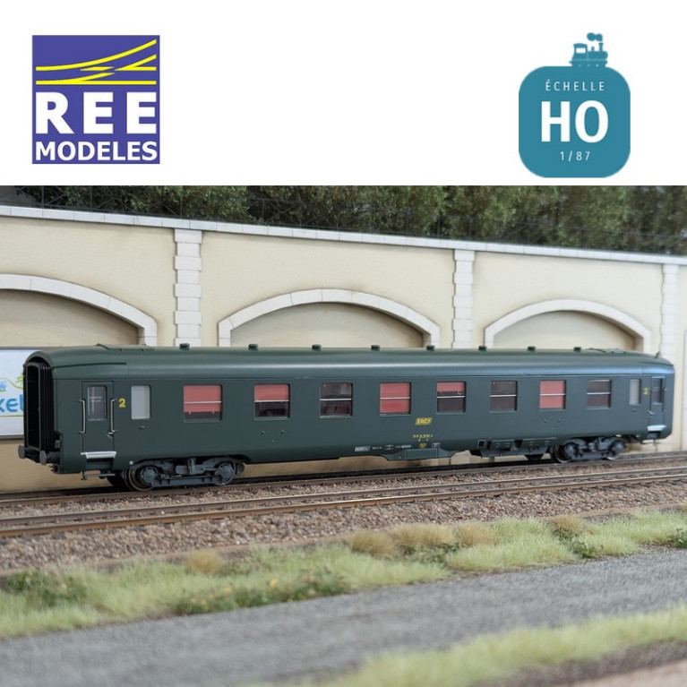 Voiture DEV AO Courte B8 ex-A8 U53 vert SNCF EP IV HO REE VB-395 - Maketis