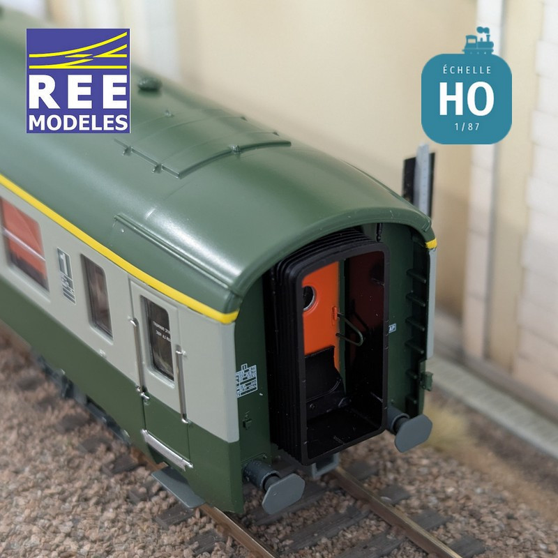 Set de 3 voitures DEV AO courtes (1x A7x ex-B8 U53 vert/gris et 2x B8 ex-A8 vert) SNCF EP IV-V HO REE VB-396 - Maketis
