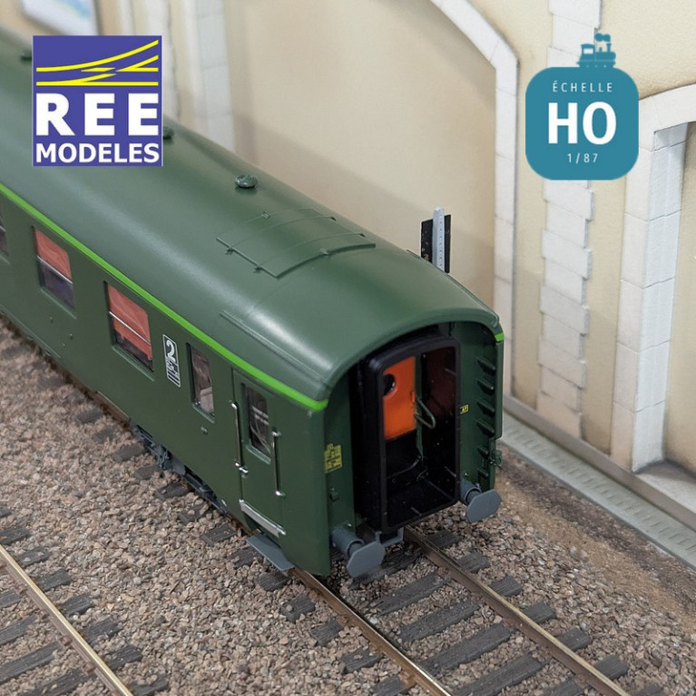 Set de 3 voitures DEV AO courtes (1x A7x ex-B8 U53 vert/gris et 2x B8 ex-A8 vert) SNCF EP IV-V HO REE VB-396 - Maketis