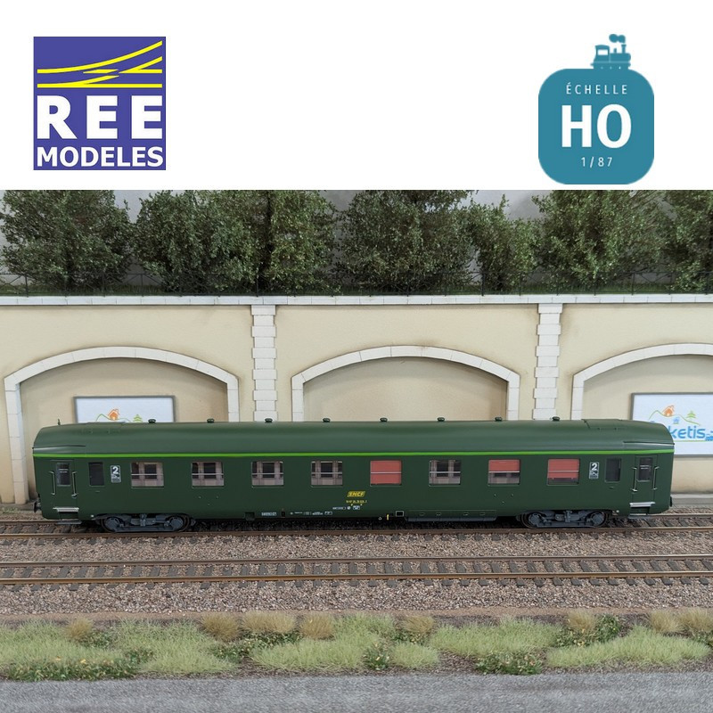 Voiture DEV AO Courte B8 ex-A8 U53 vert SNCF EP IV-V HO REE VB-397 - Maketis