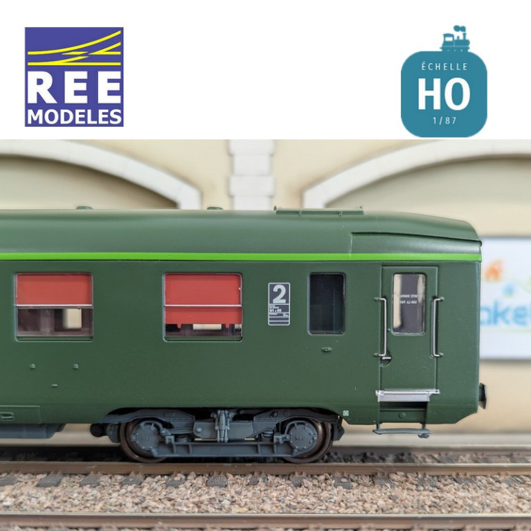 Voiture DEV AO Courte B8 ex-A8 U53 vert SNCF EP IV-V HO REE VB-397 - Maketis