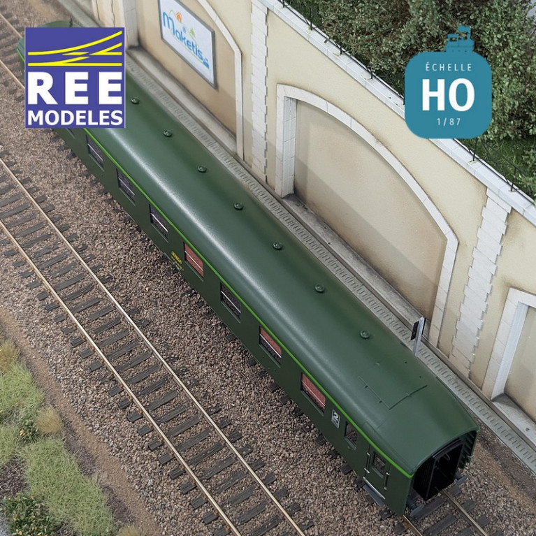 Voiture DEV AO Courte B8 ex-A8 U53 vert SNCF EP IV-V HO REE VB-397 - Maketis
