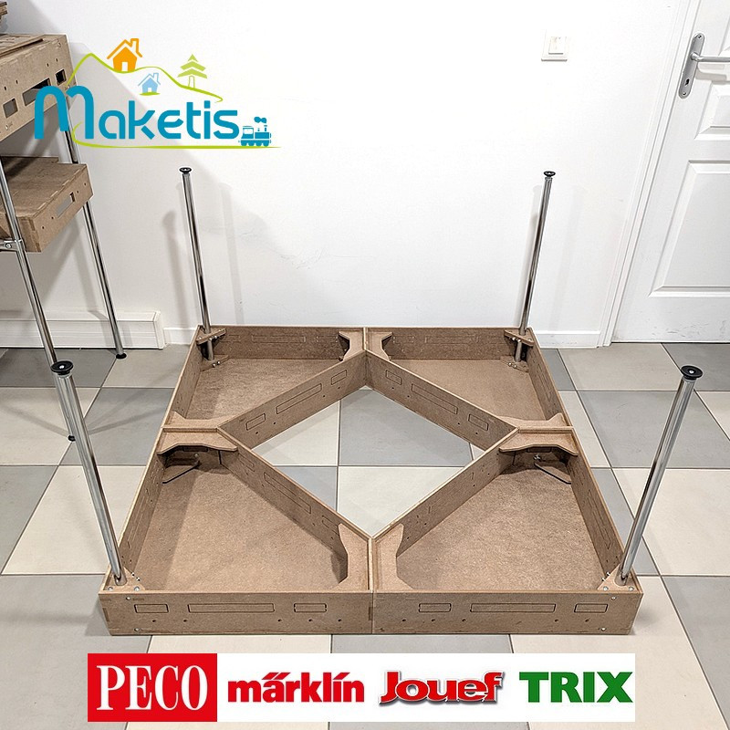 Set of 4 Corner Modules 125 cm for Helix or Reversing Loop Easy Module Maketis MOD72000 - Maketis